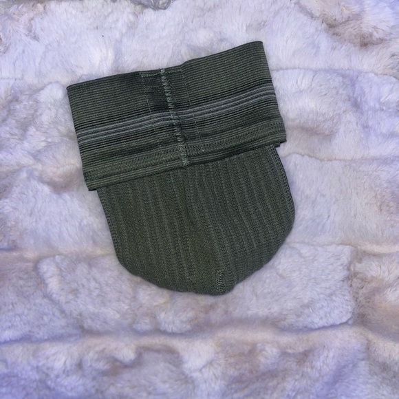 Green size small jock strap for party raves and just to look good in - Picture 3 of 9